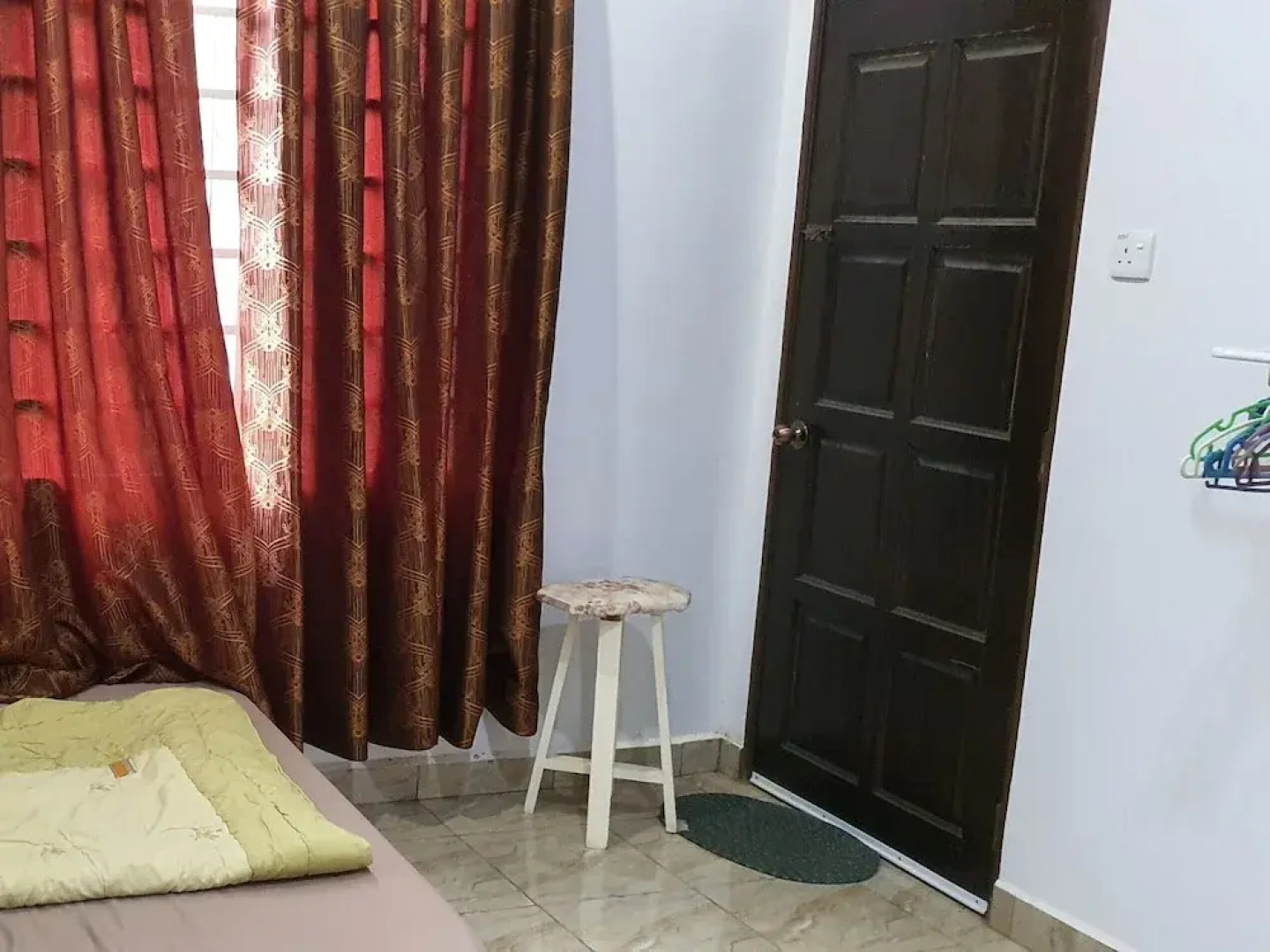 OYO Home 90496 Delima Homestay