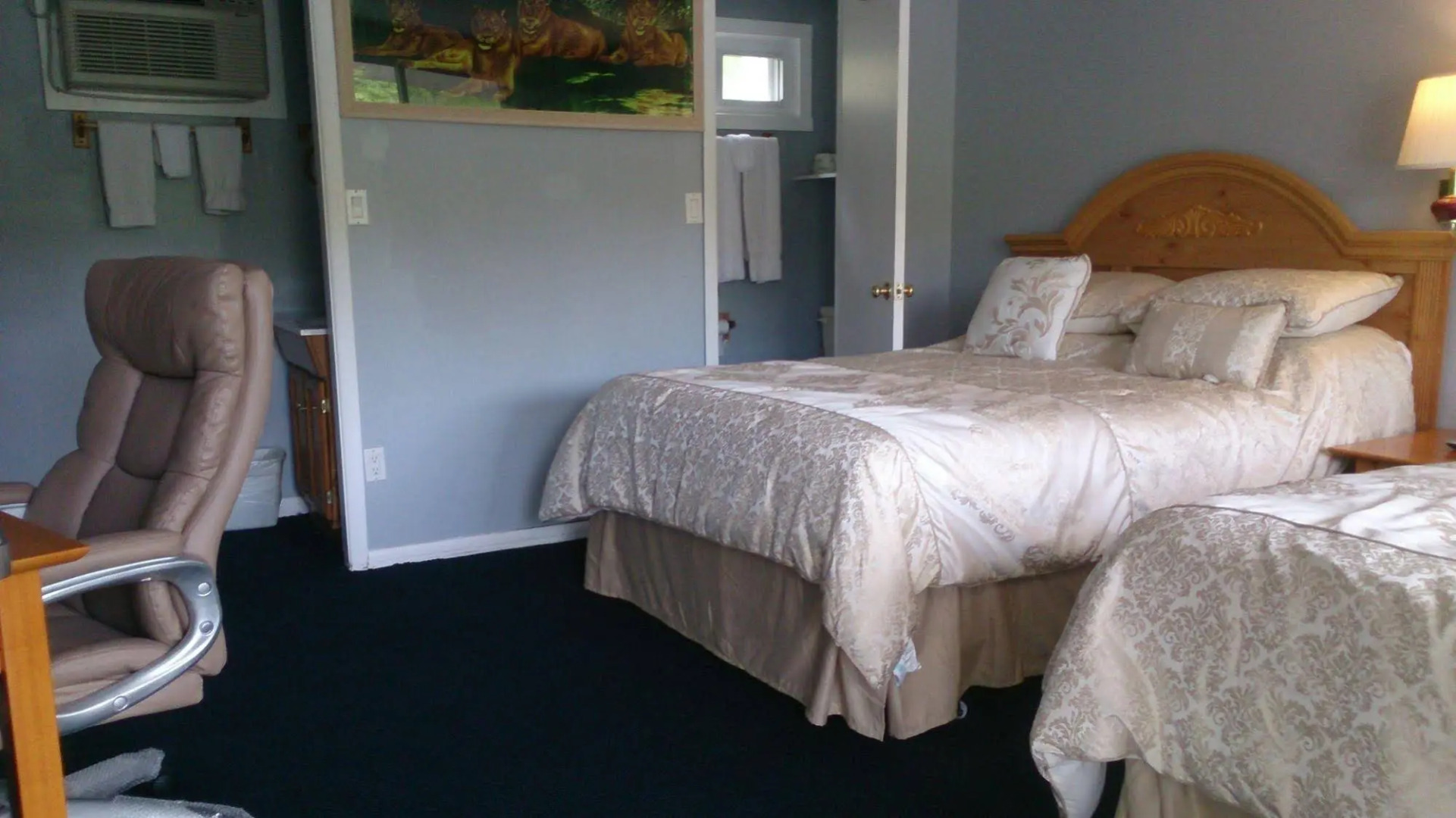 Hitching Post Country Motel