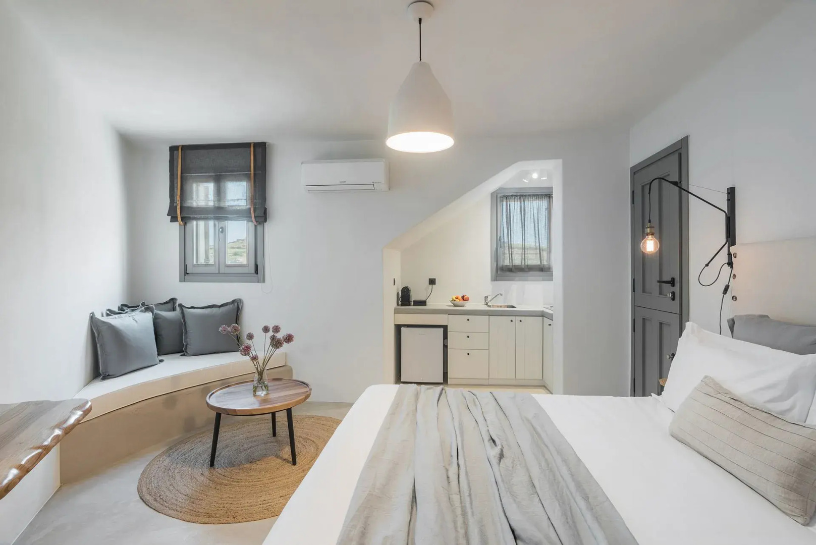 Chora Kythnos Suites