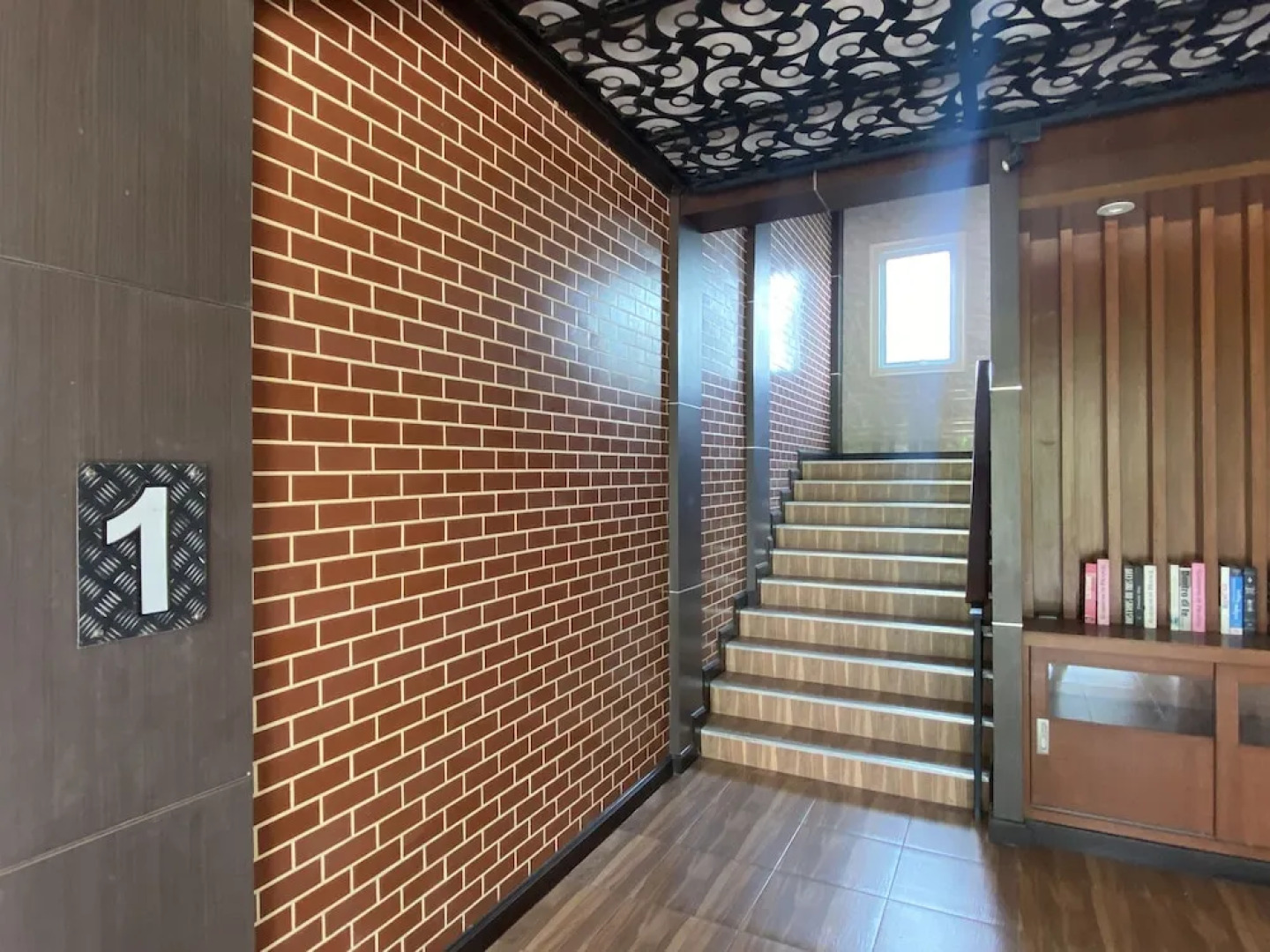 RoomQuest Chonburi Laem Chabang