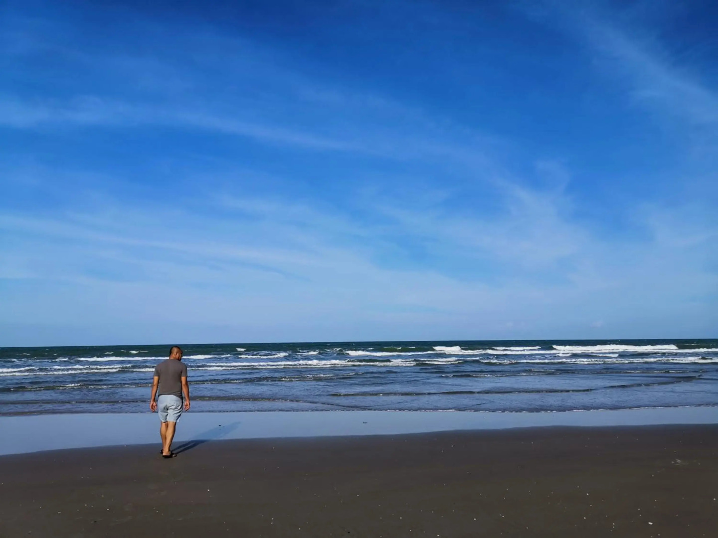 Samsuria Beach Resort & Residence