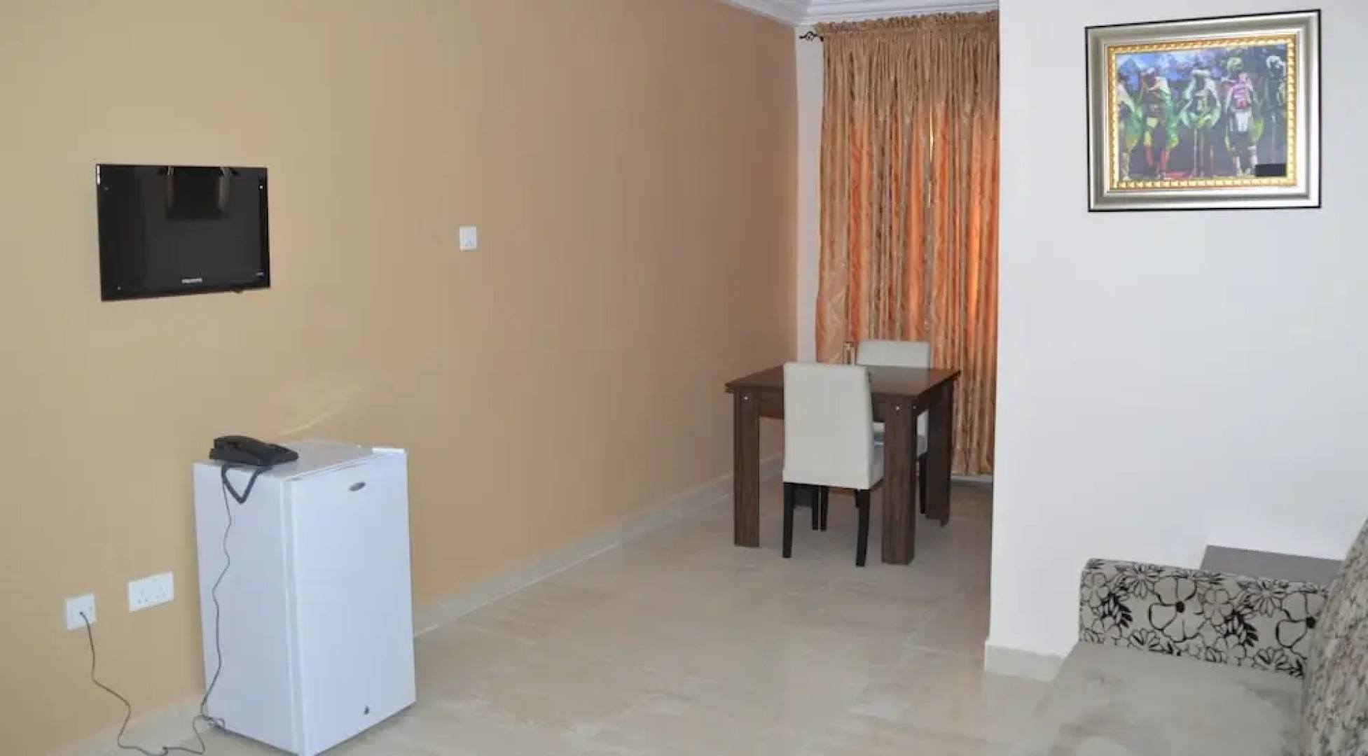 Residency Hotel Leophine House