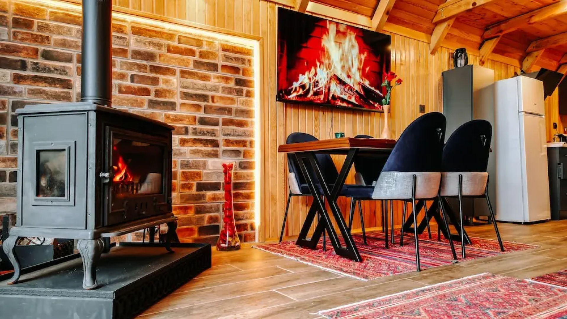 Aurora Suit Bungalov