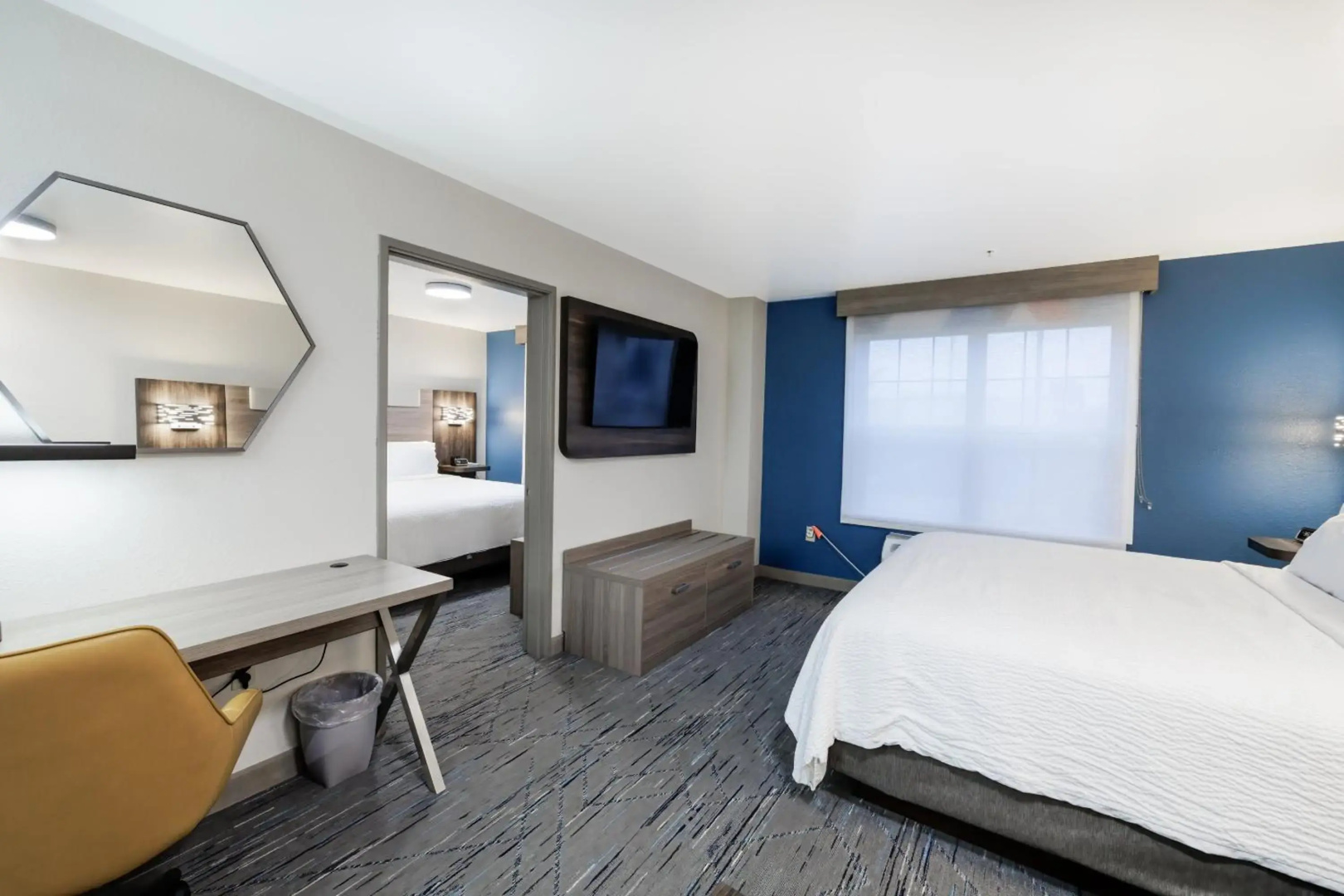 Holiday Inn Express & Suites Zion by IHG