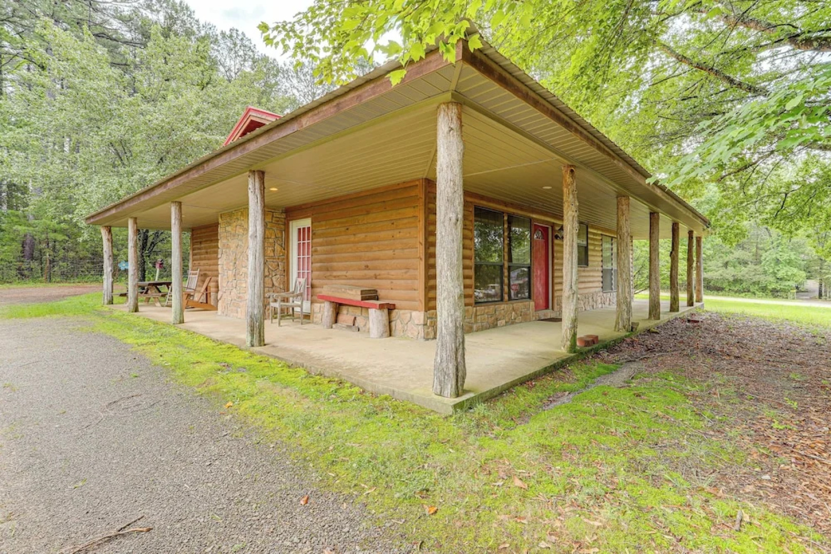 Tumbling Shoals Cabin < 1 Mi to Beaches & Boating!