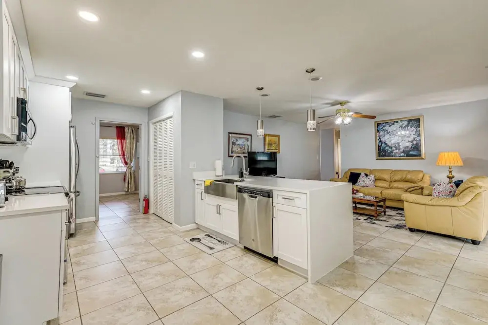 Lutz Home ~ 14 Mi to Downtown Tampa