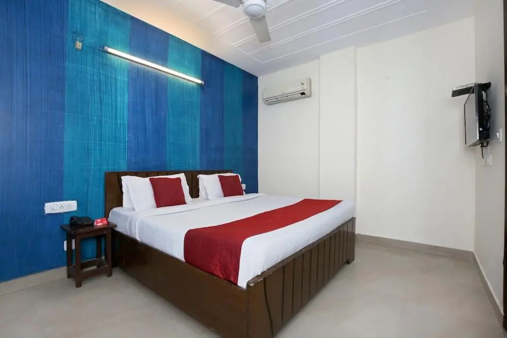 OYO 6366 Grand Regal Hotel