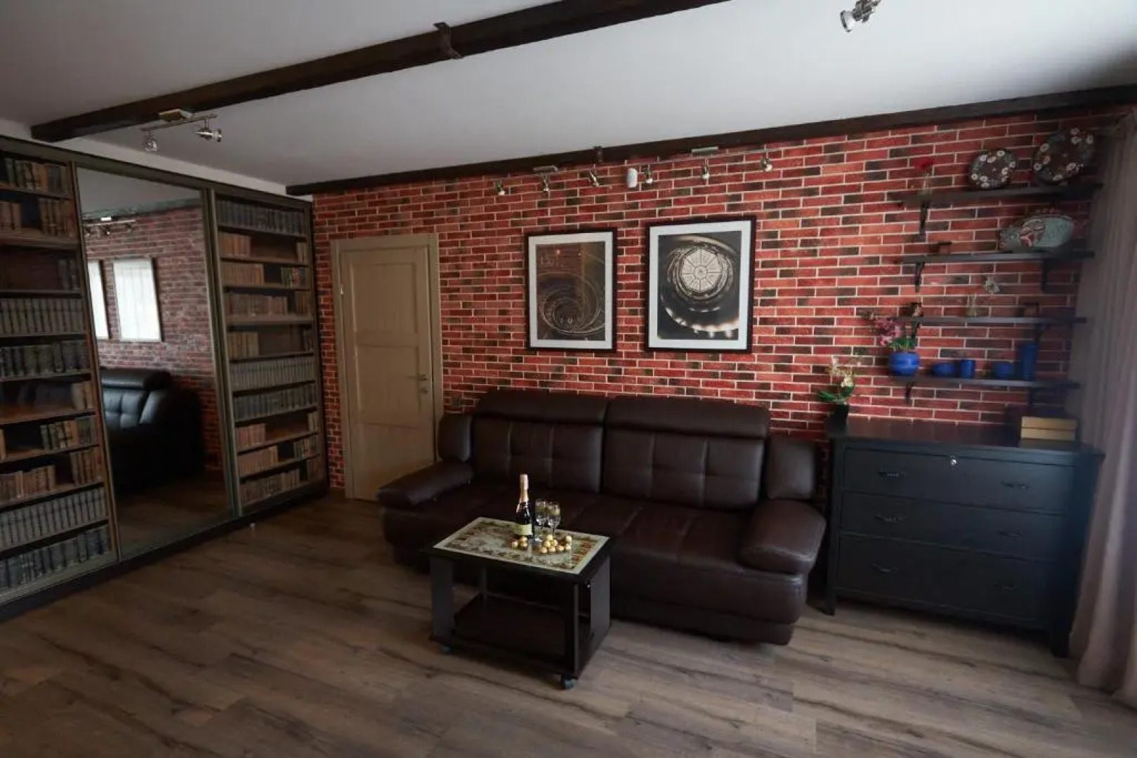 Apartment on Pobeda 4 with sauna