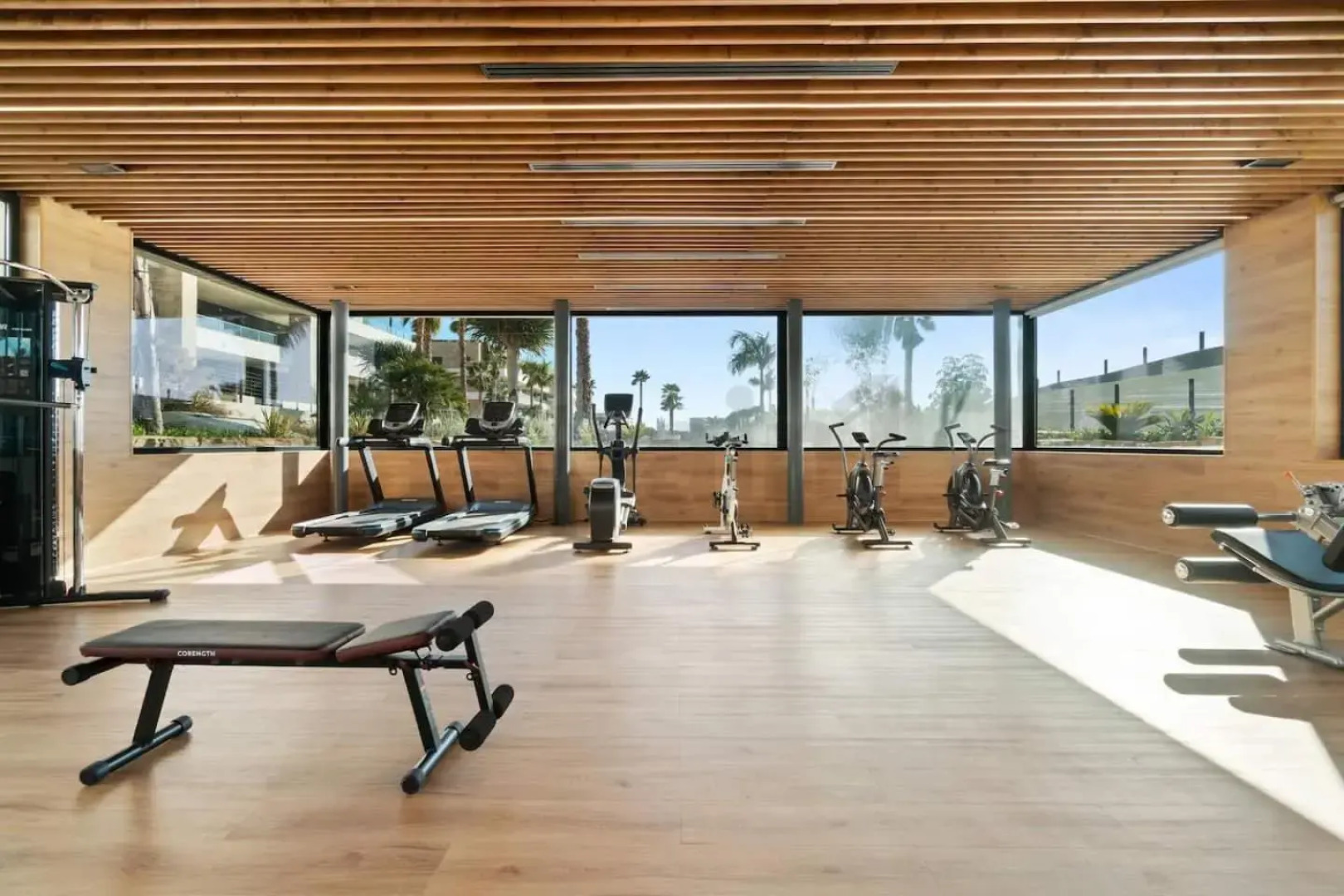 Exclusive apartment in Flamenca Village with gym, sauna, 3 pools - 600 m from the beach