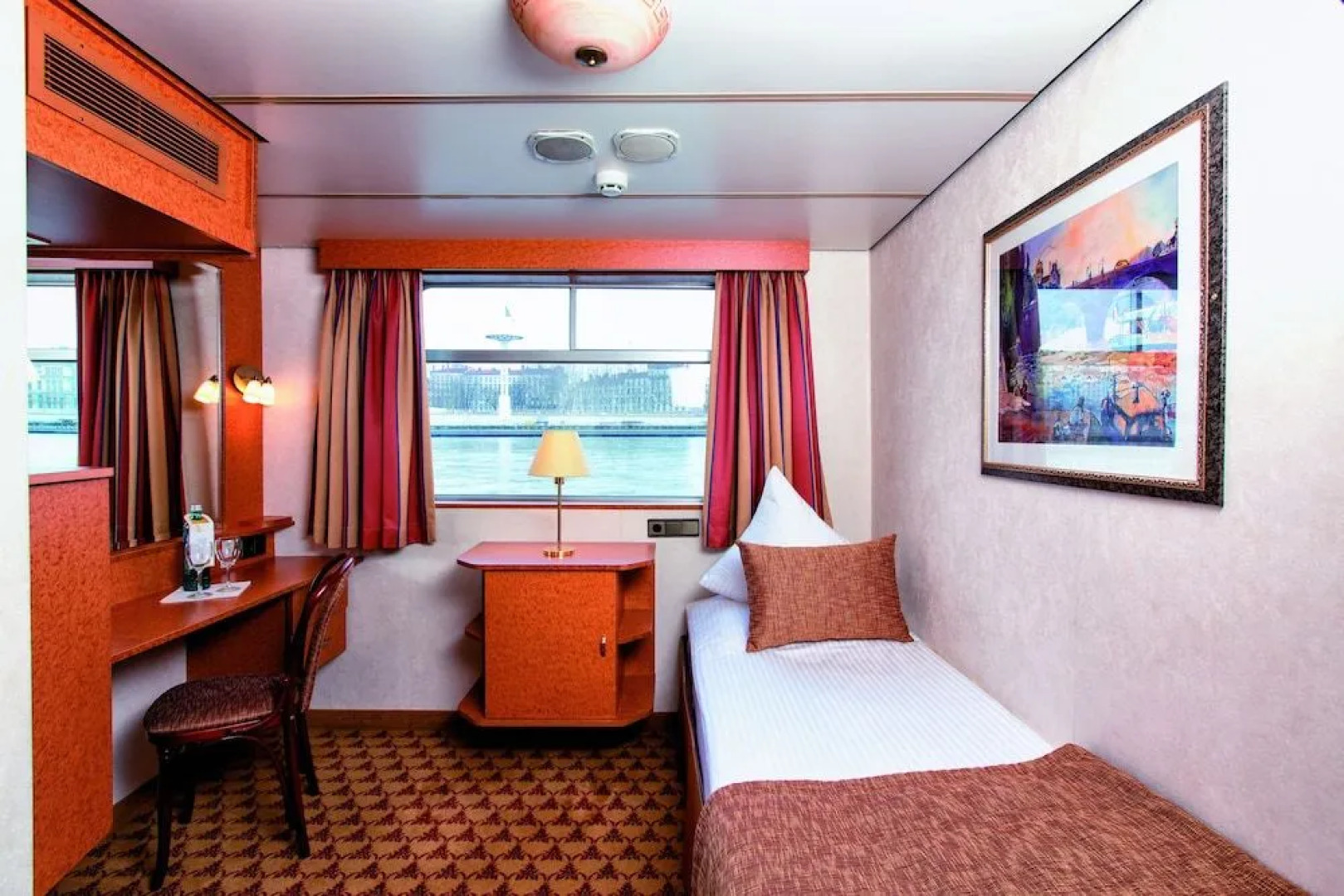 Crossgates Hotelship 3 Star - Altstadt - Köln