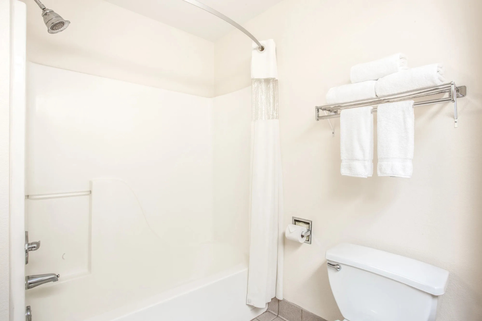 Hawthorn Suites by Wyndham Tempe