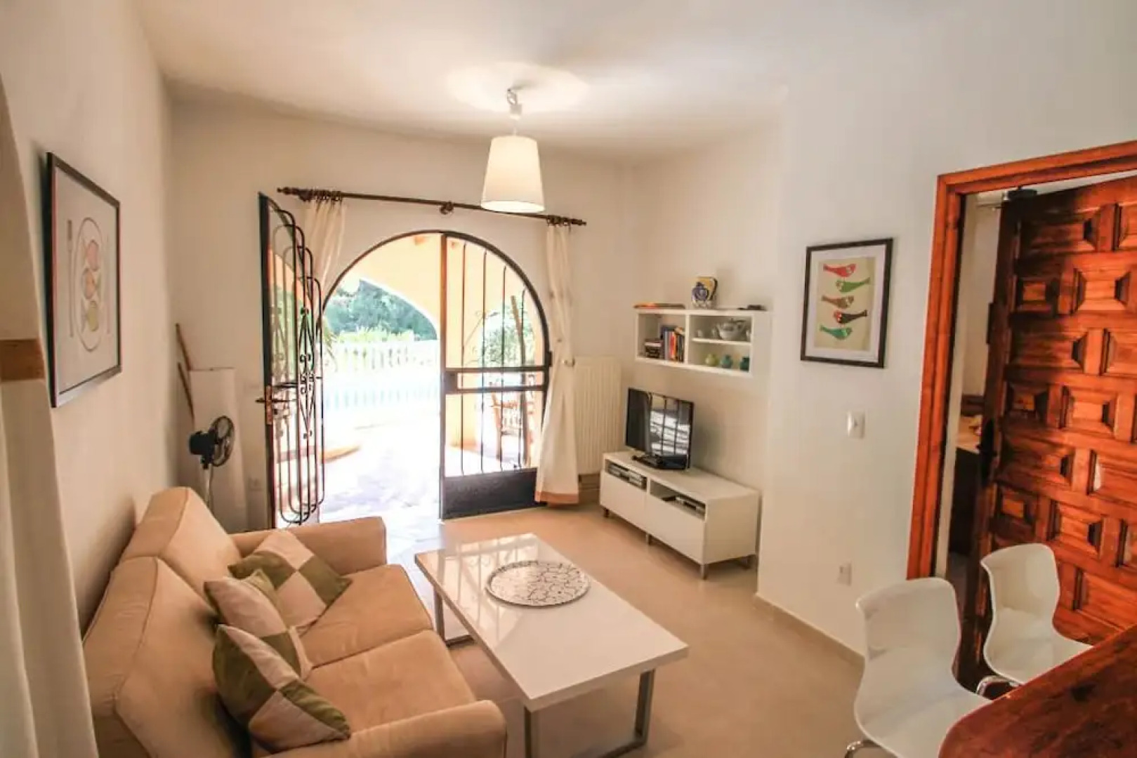 Sola - pretty holiday property with garden and private pool in Benissa