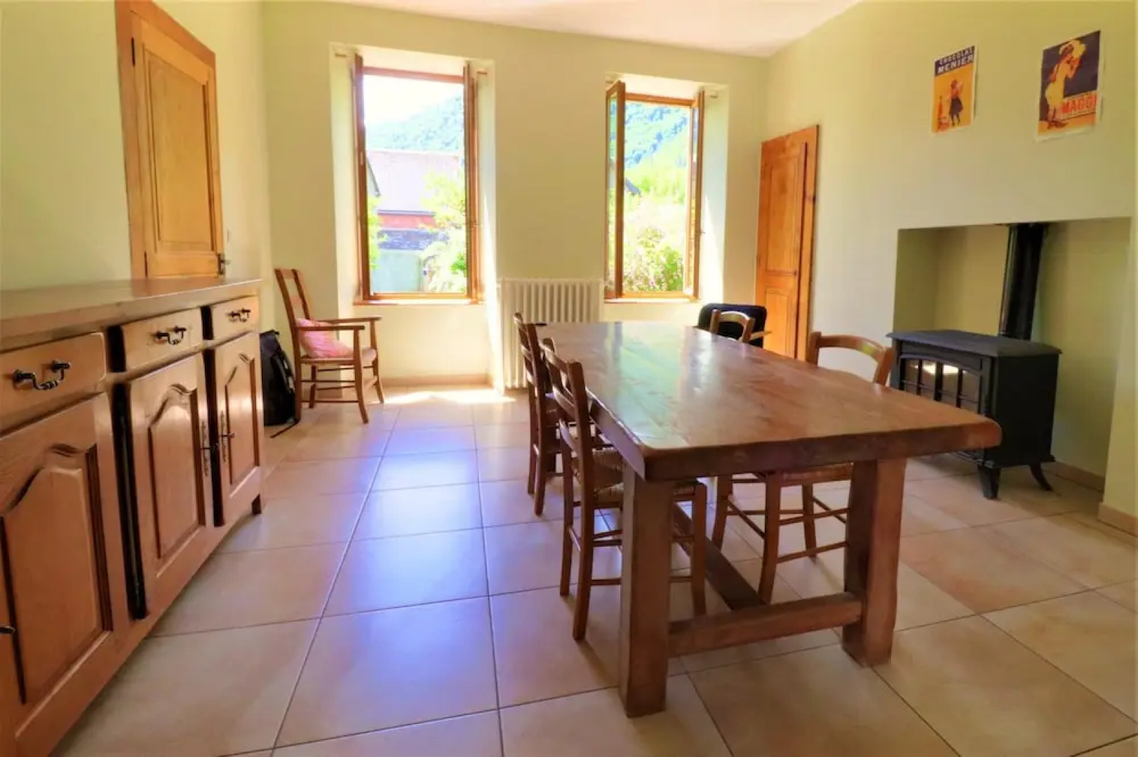 House With 4 Bedrooms in Saint-mamet, With Wonderful Mountain View, Enclosed Garden and Wifi - 18 km From the Slopes