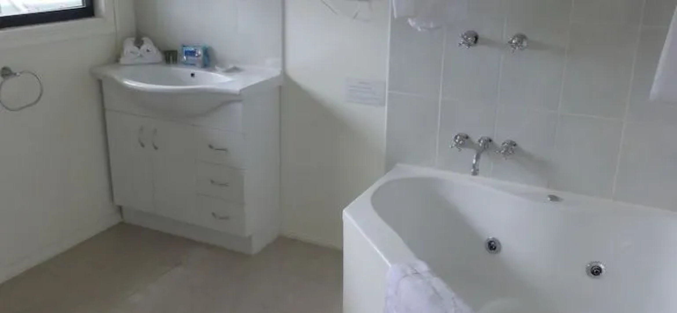 Storm Bay Guest House