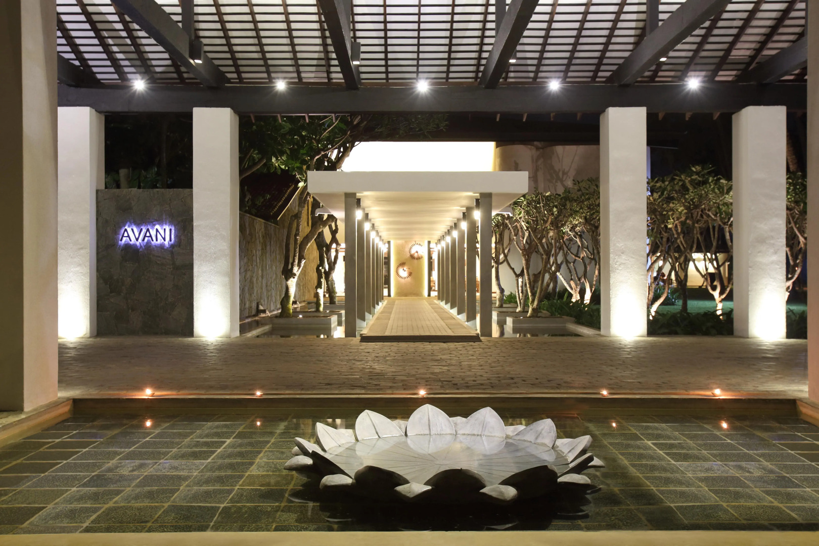 Курортный отель Avani Kalutara Resort