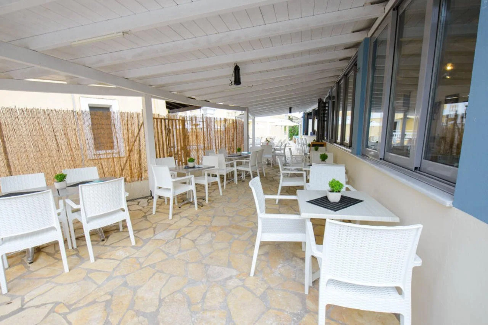 Saint Spiridon Hotel