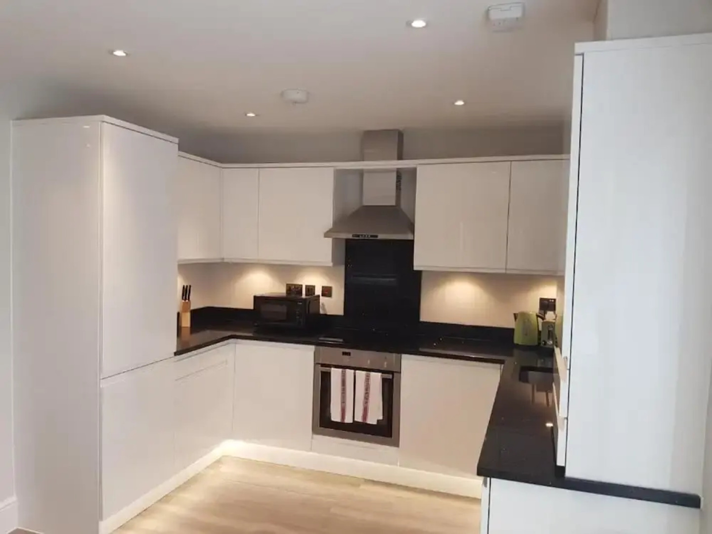 Lovely 2-bed Apartment in Brentwood