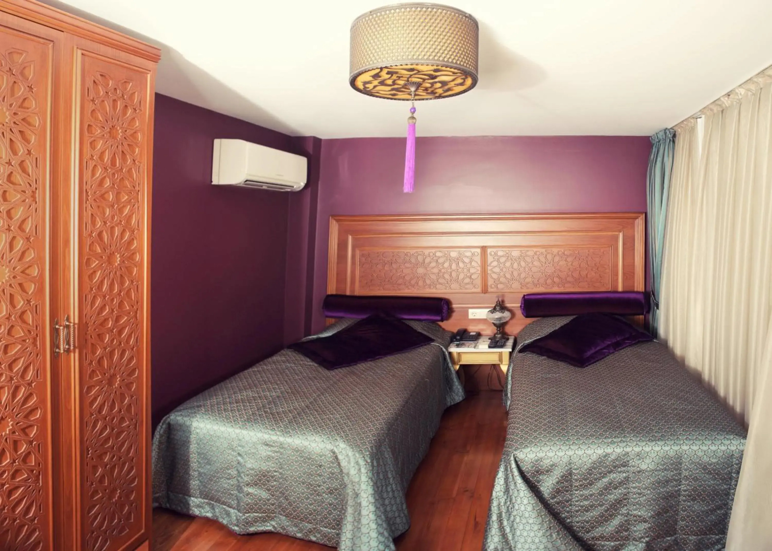 Merial Hotel