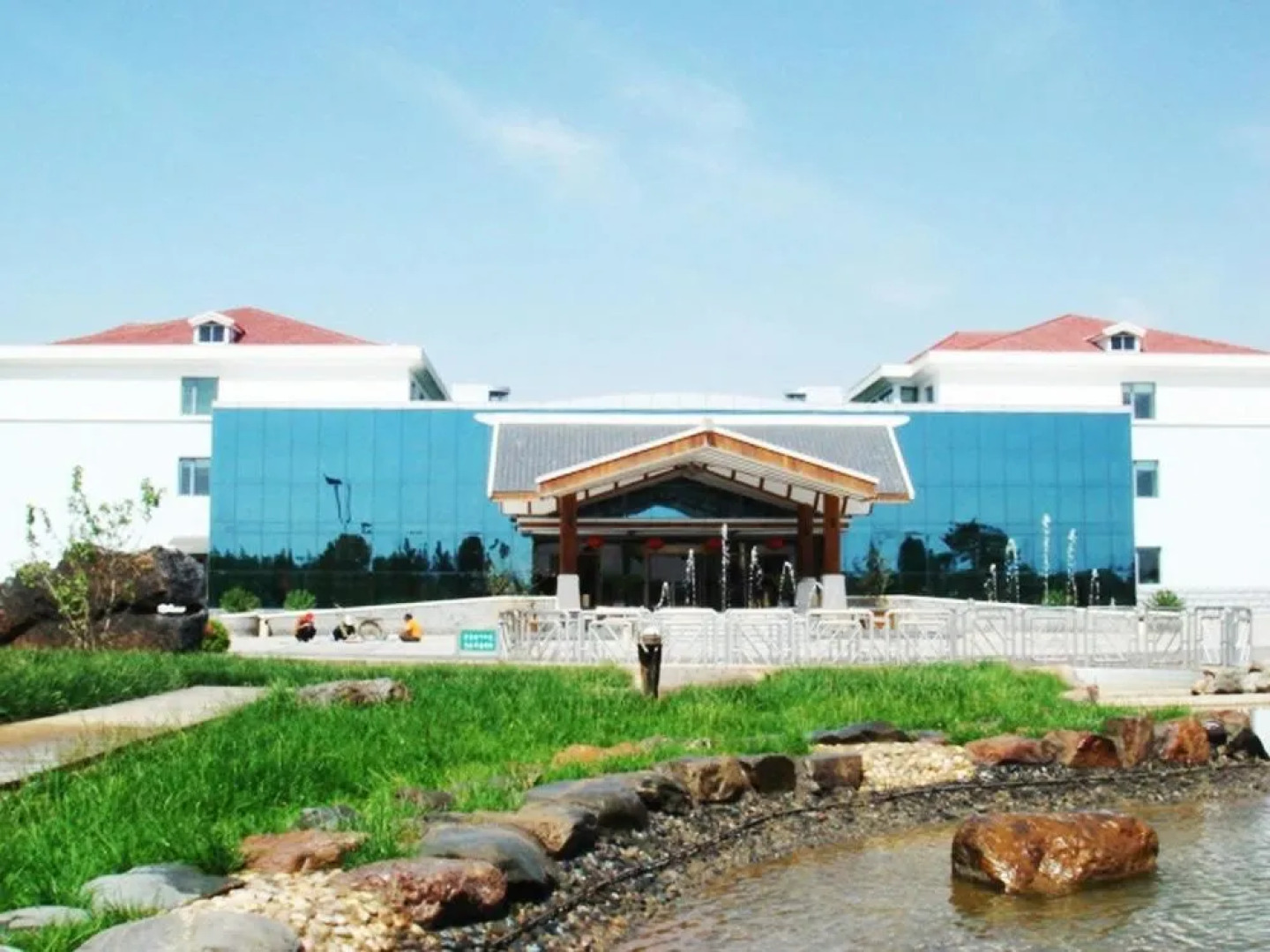 Shapotou Holiday Hotel