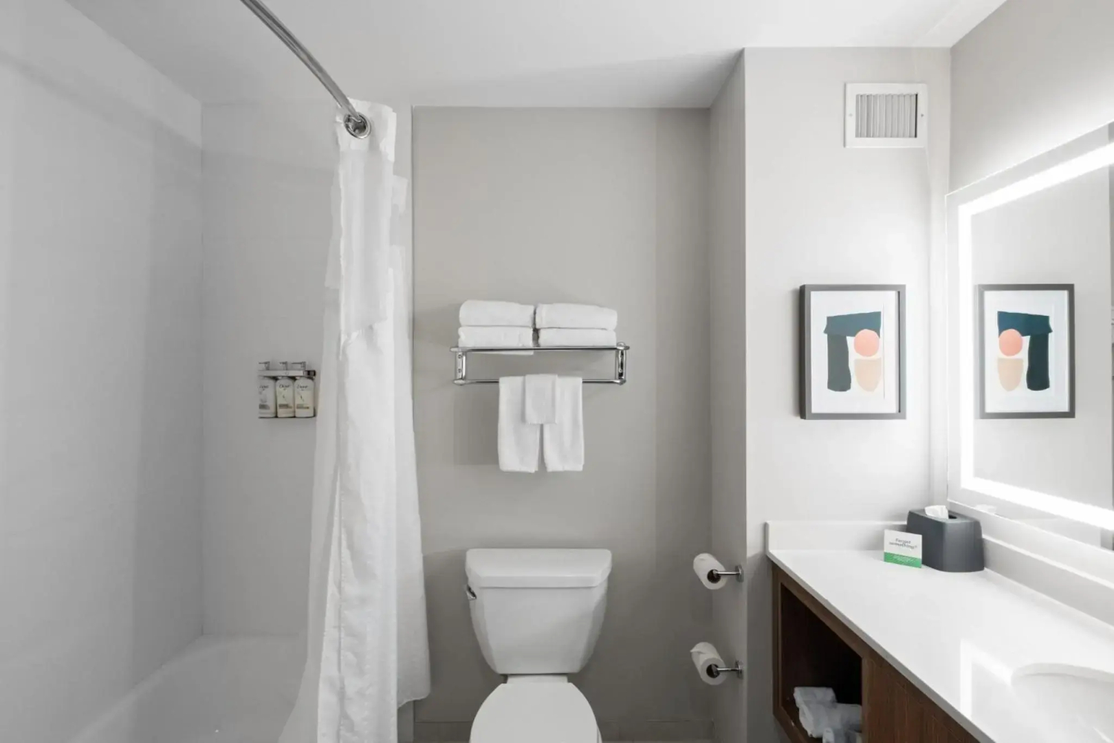 Holiday Inn Hotel & Suites Surrey East Cloverdale by IHG