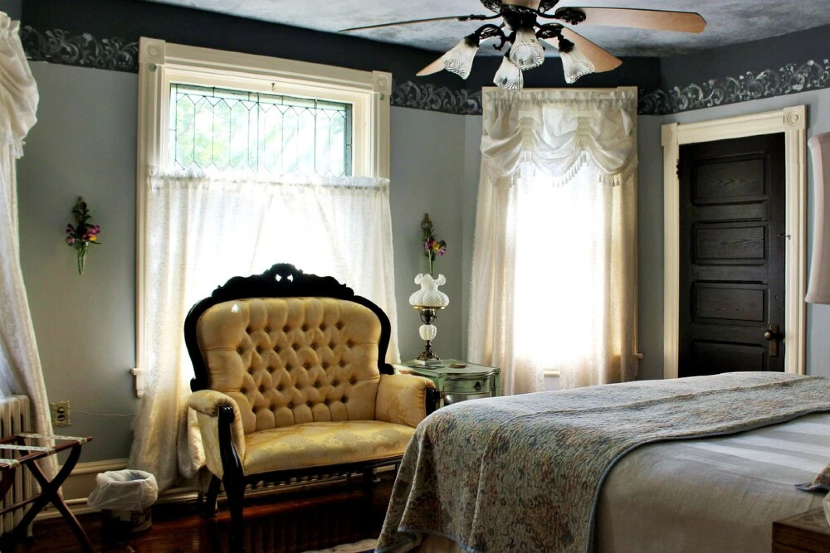 The Inn on Holly Bed and Breakfast