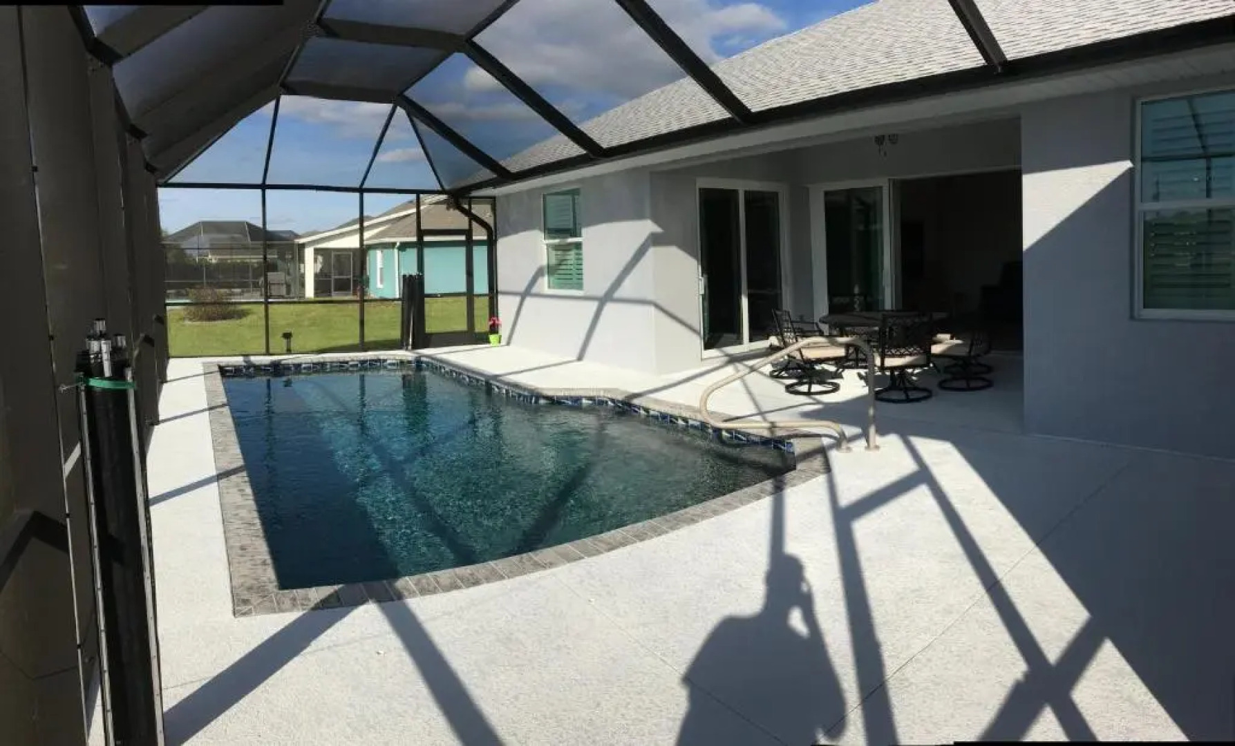 Florida Secret - Private Villa with heated pool - sleeps 8