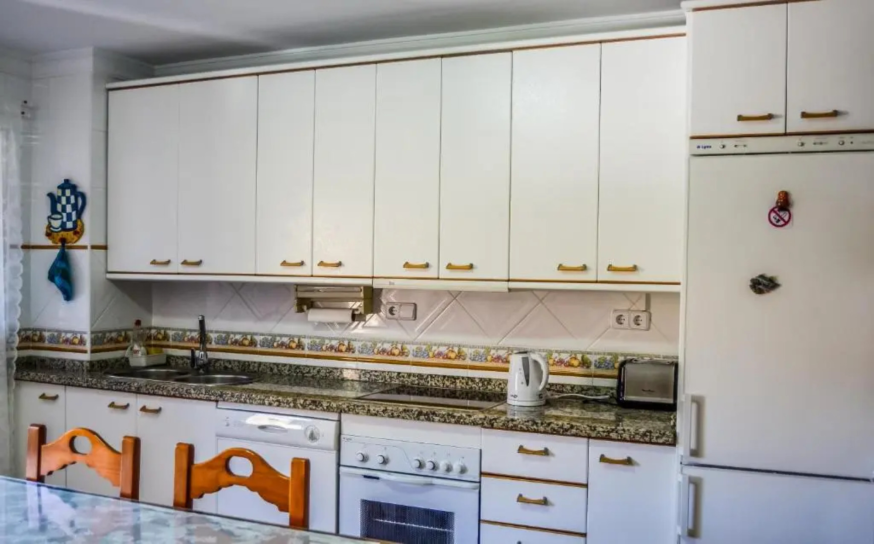 Stor våning i Caleta Hamn