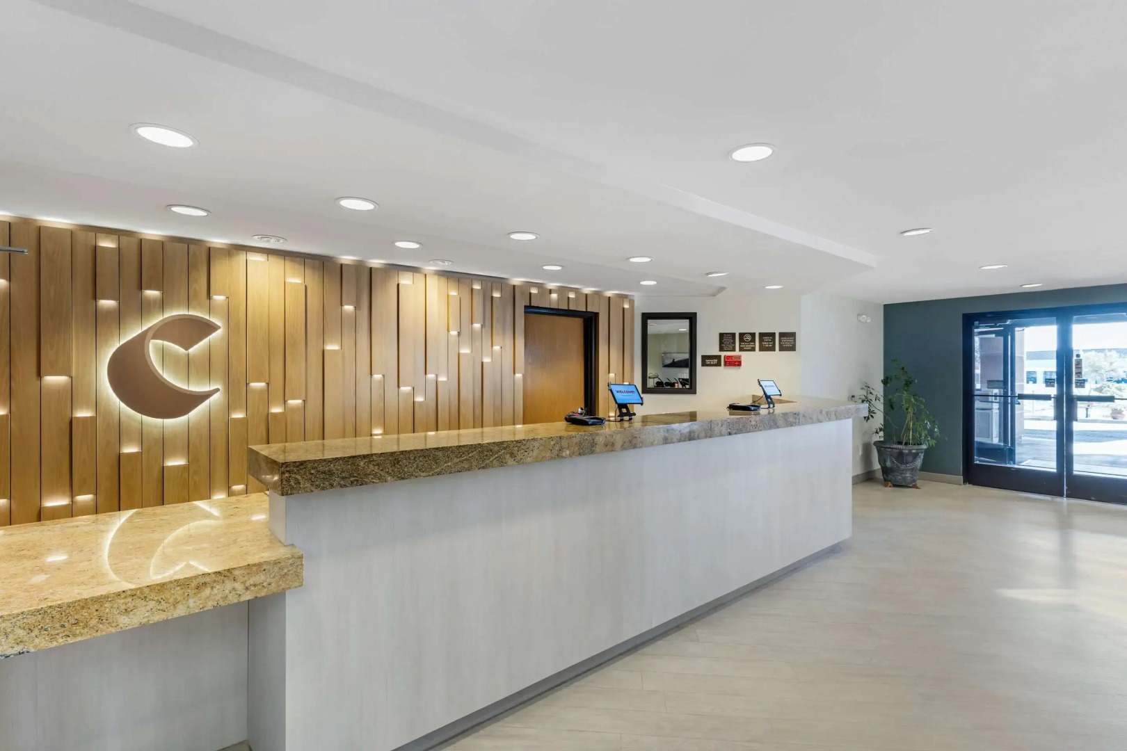 Comfort Inn Marina on the Monterey Bay