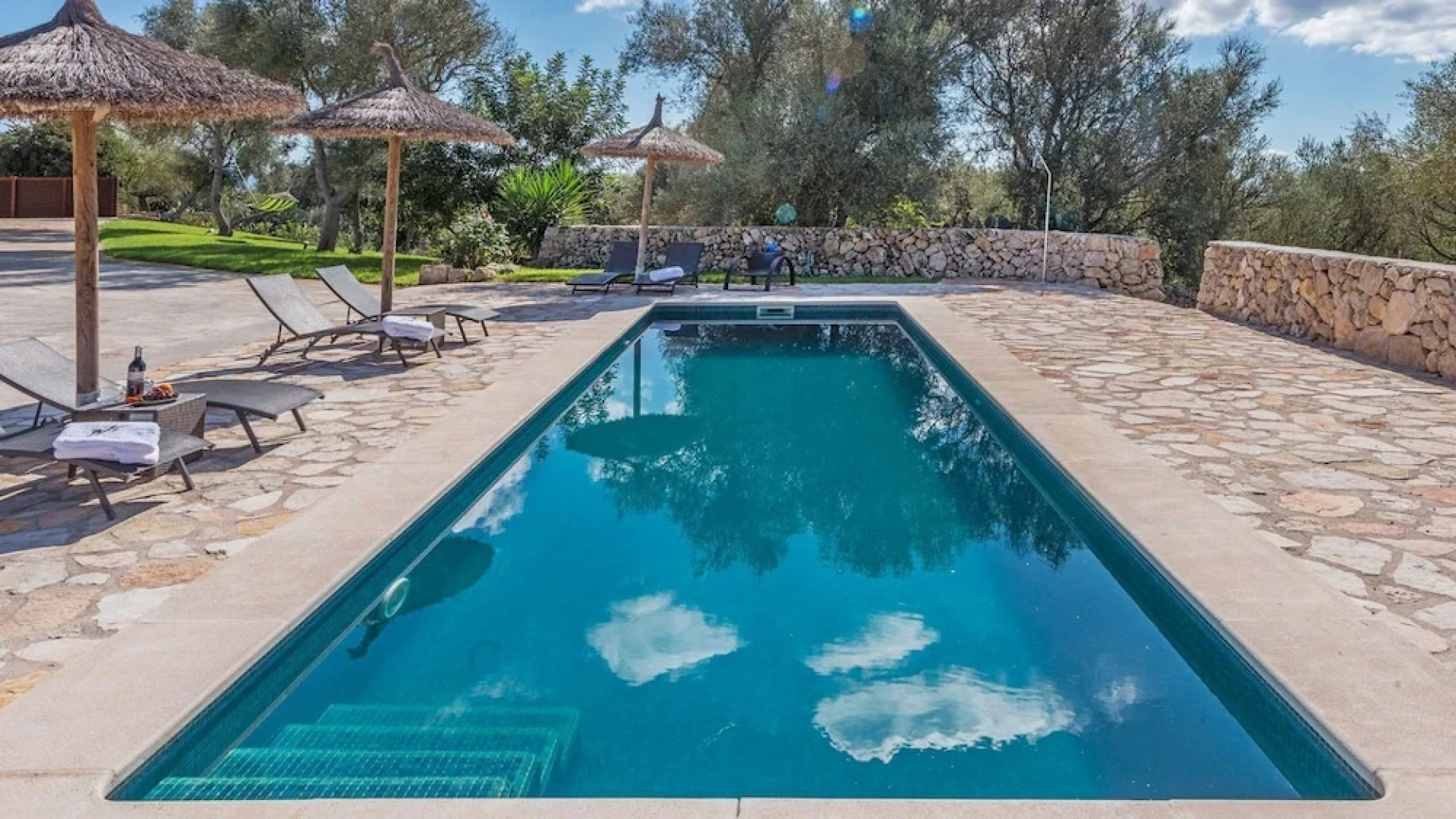 Residence by G Son Veny