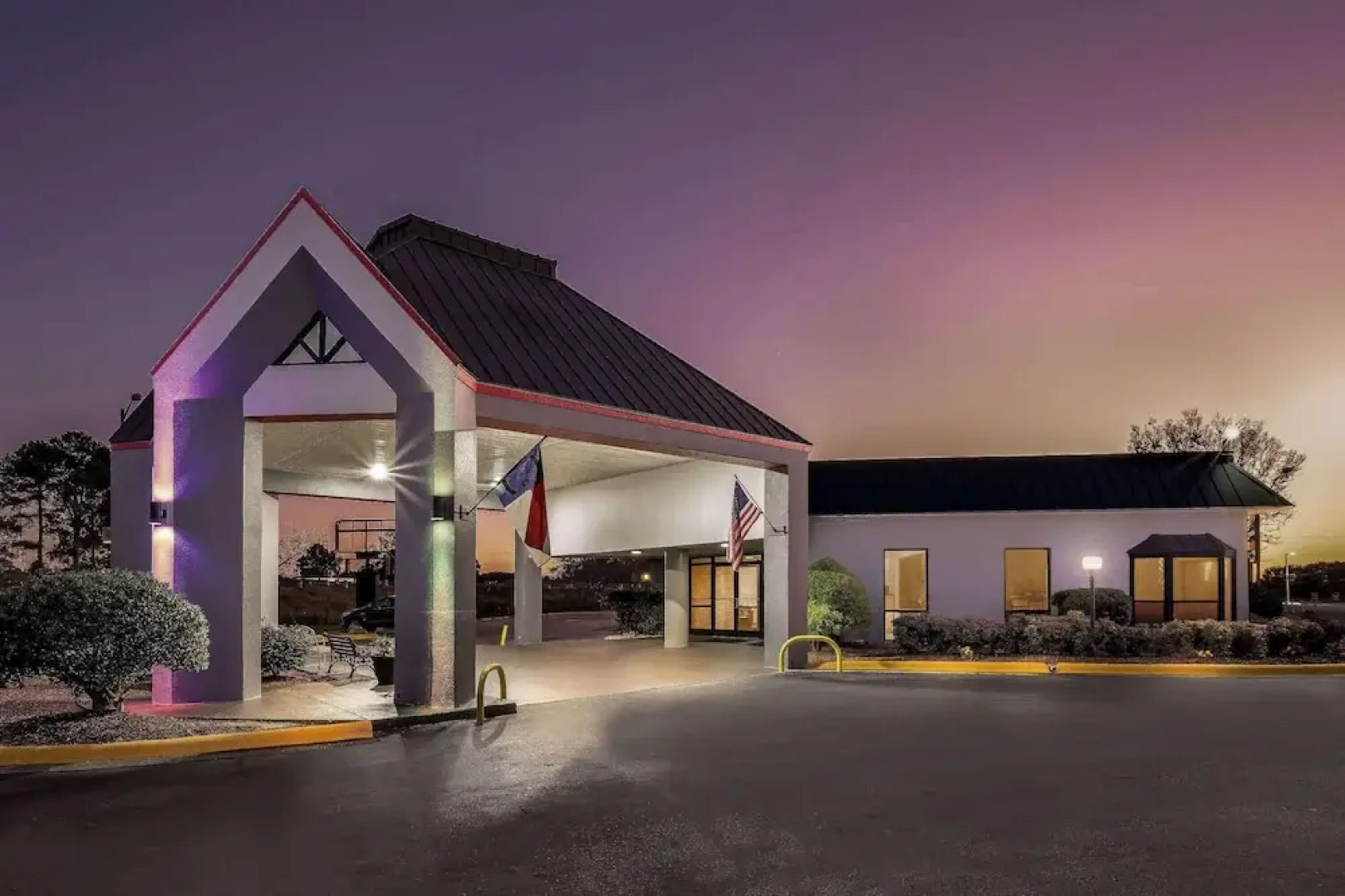 Super 8 Roanoke Rapids
