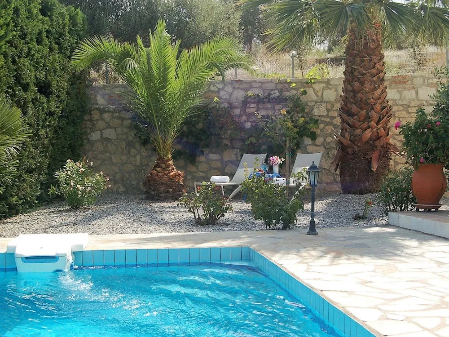 Beautiful Luxury Villa, Private Pool, Privacy, Near Village Loutra on Nw Coast