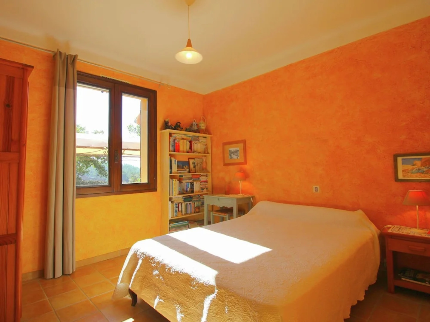 Detached Holiday Home With Private Pool Walking Distance From the Village of Roussillon