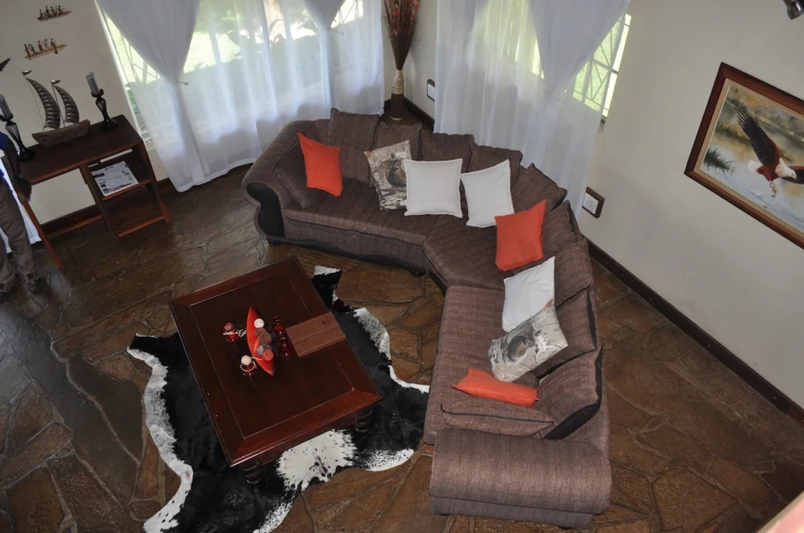 Hakusembe River Lodge