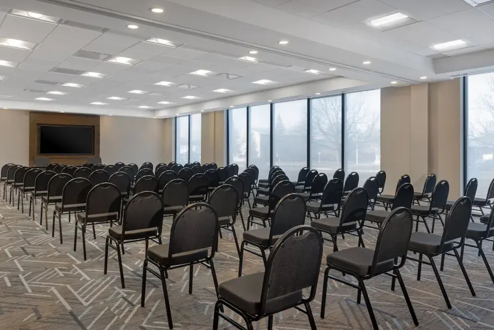 Holiday Inn Express & Suites St.Thomas by IHG