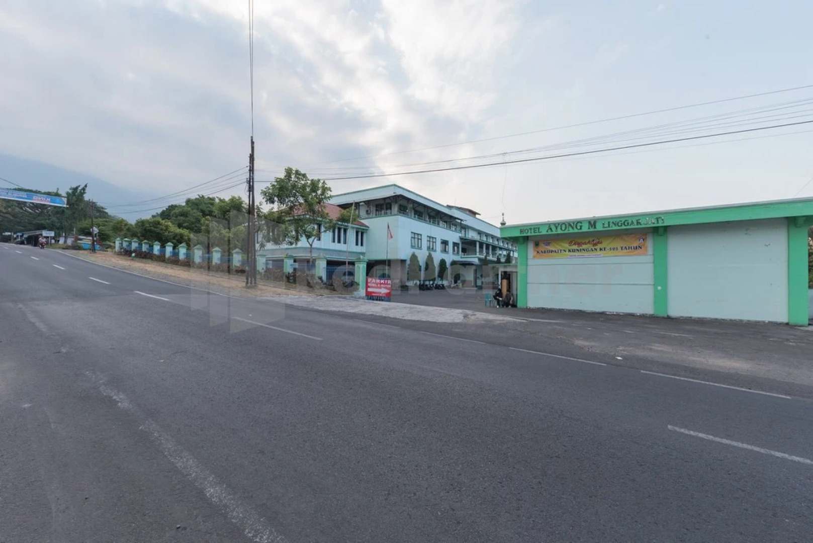 Ayong Linggarjati Kuningan Mitra RedDoorz