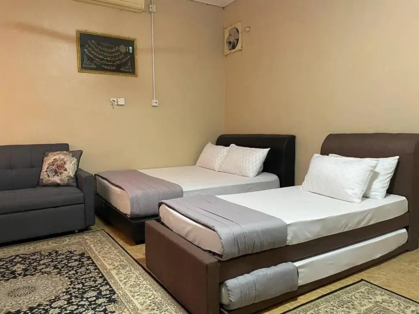 Nur Jannah Roomstay - Islam Only