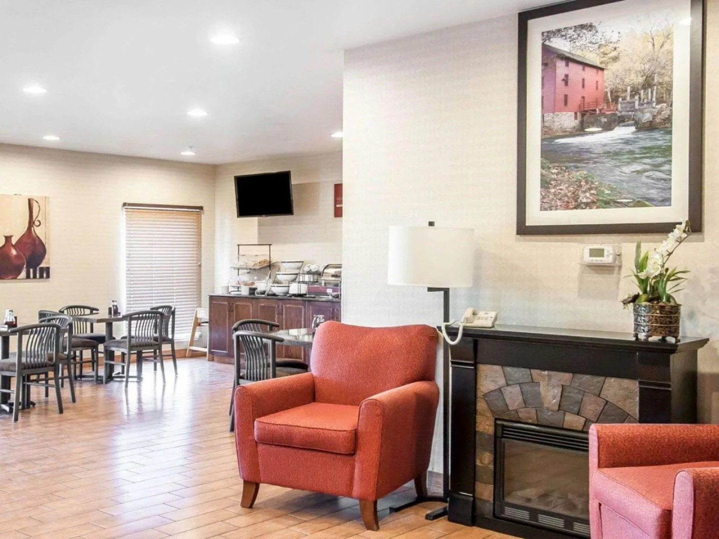 Comfort Inn Willow Springs US 60 and US 63