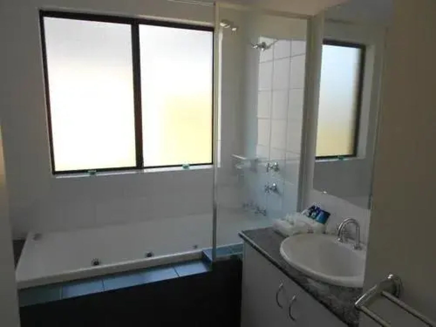 Cosy Corner Beach Cottages