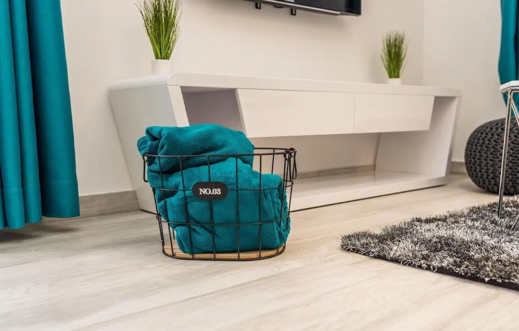 Awesome Home in Zdrelac with Outdoor Swimming Pool, Hot Tub, 3 Bedrooms