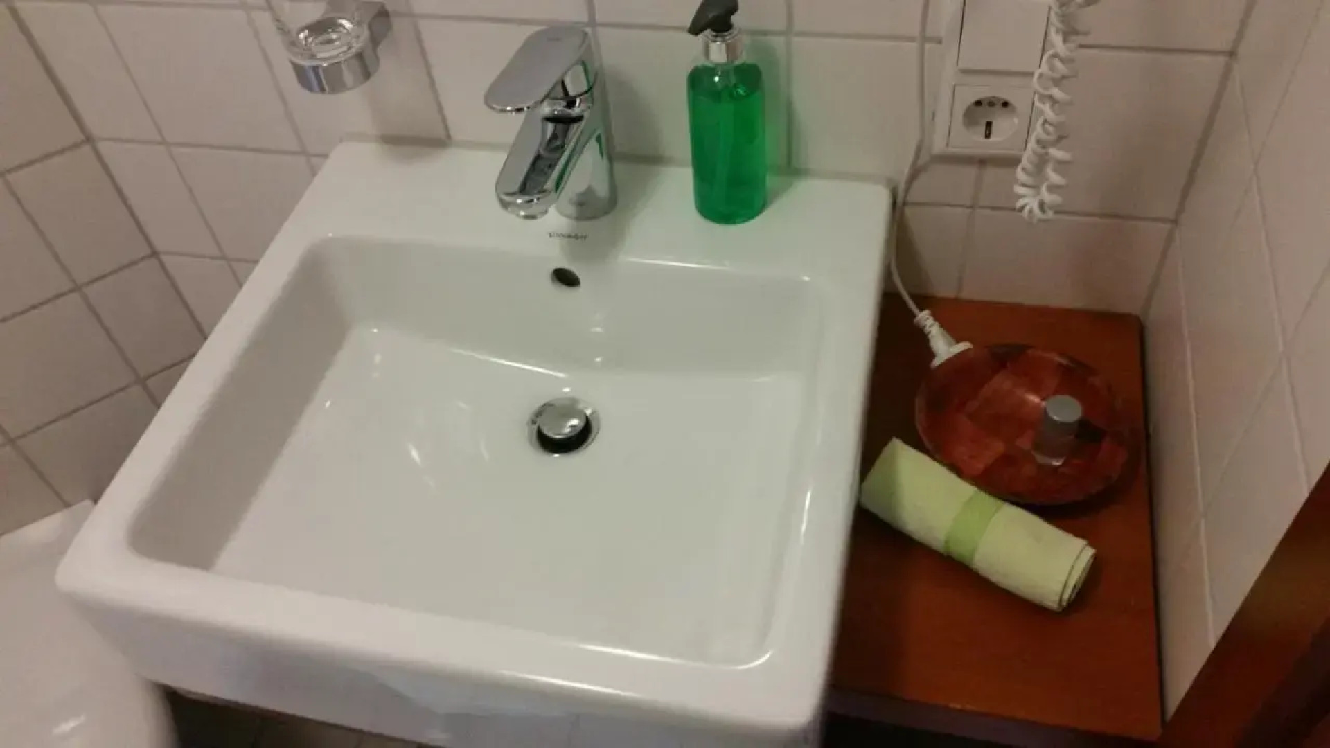 Ellenbergs Restaurant & Hotel