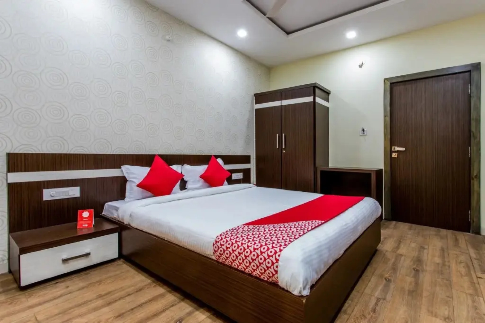 OYO 10600 Hotel 7th Cloud