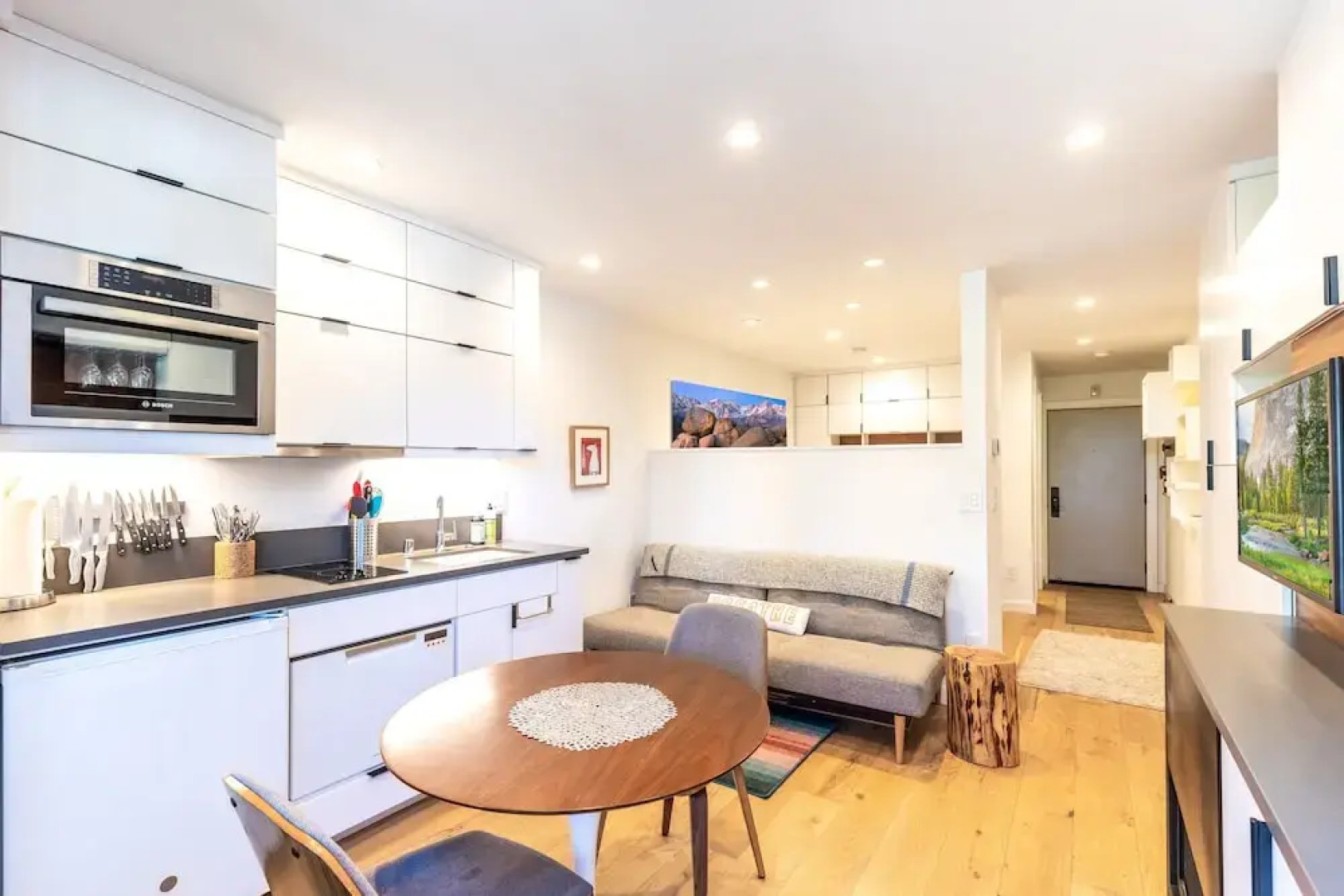 Modern Hotel-Style Studio - Timber Creek Lodge #210 by RedAwning