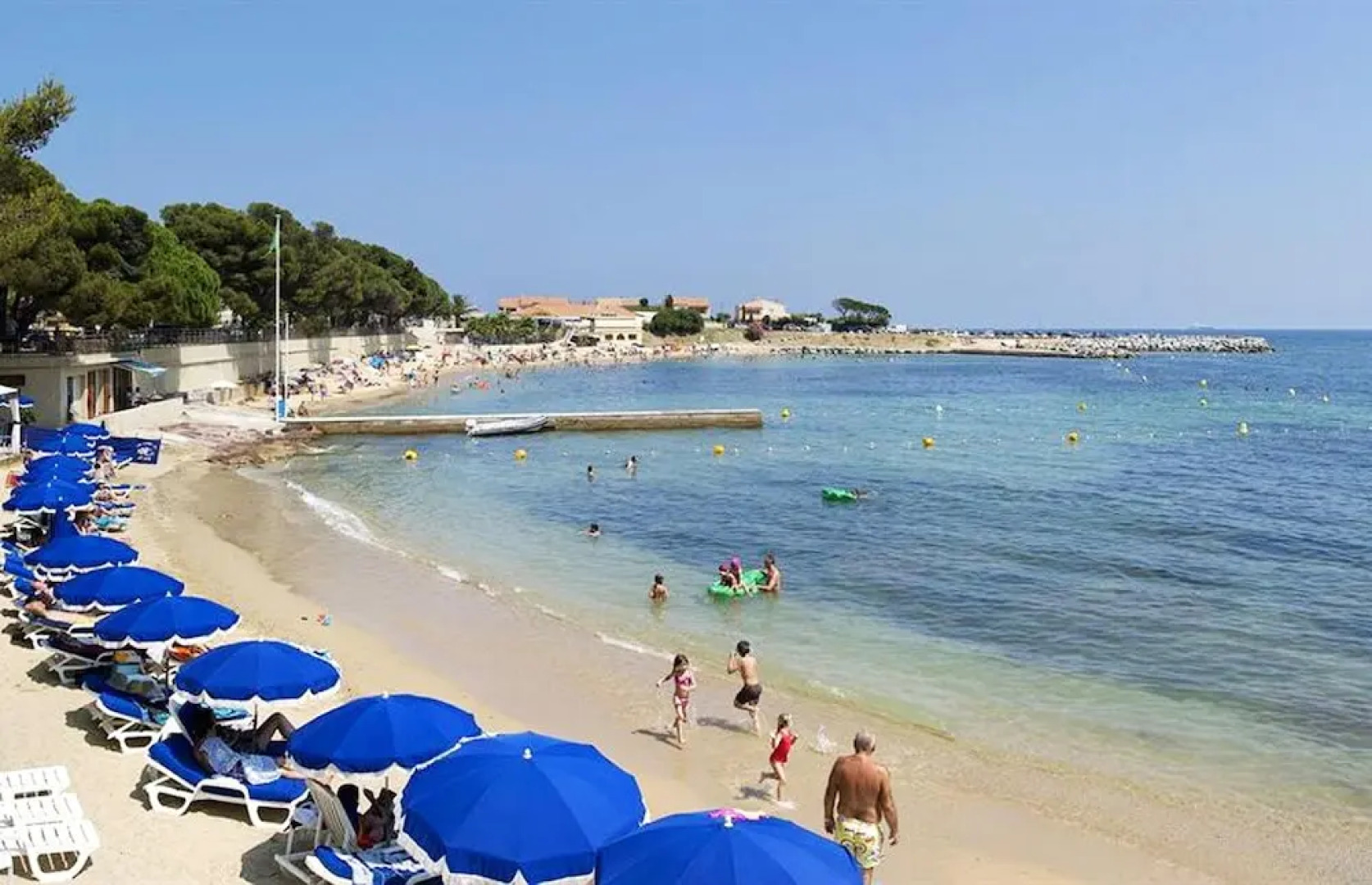 Apartment With 2 Bedrooms in Roquebrune-sur-argens, With Wonderful sea