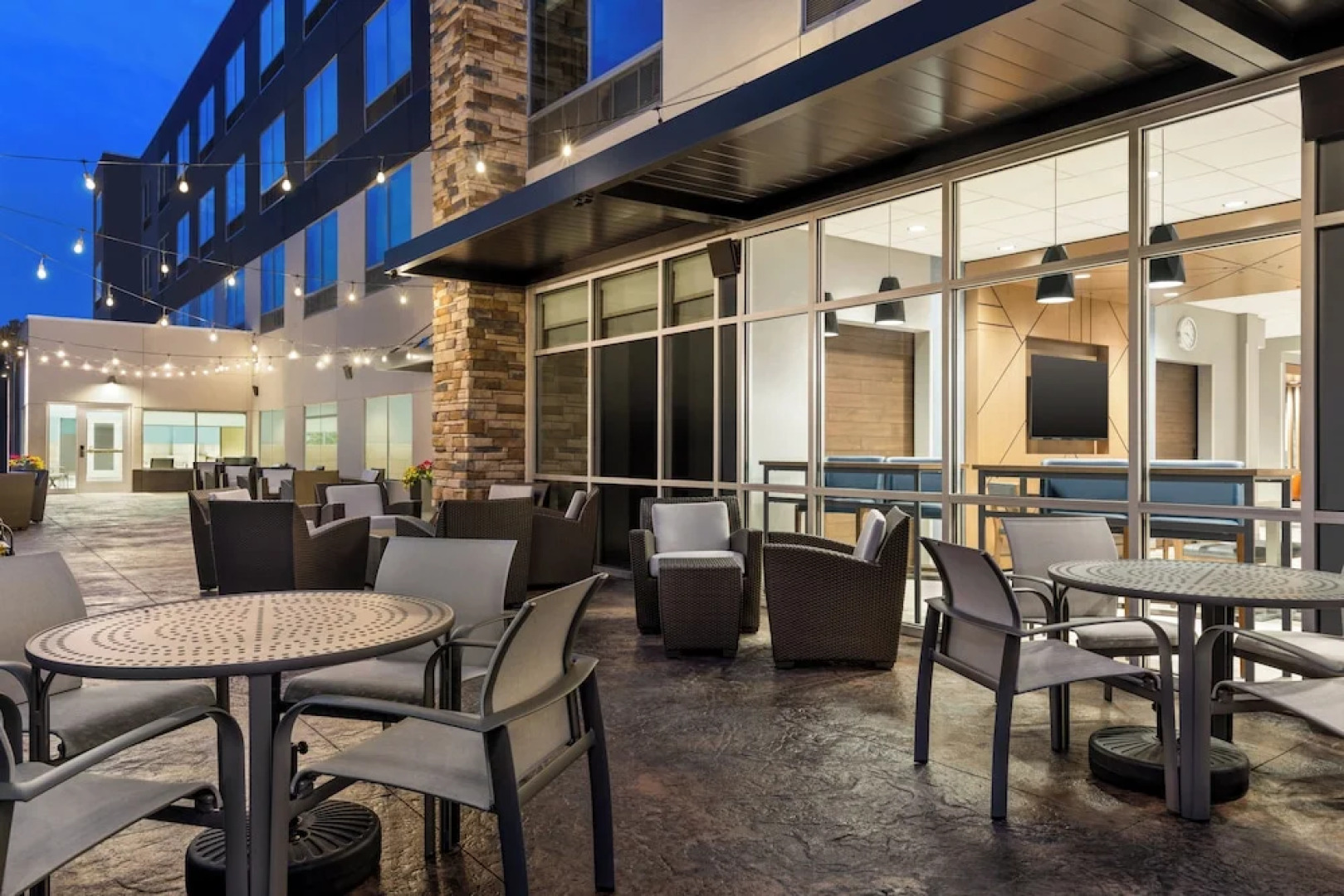 Holiday Inn Express and Suites Rhinelander by IHG
