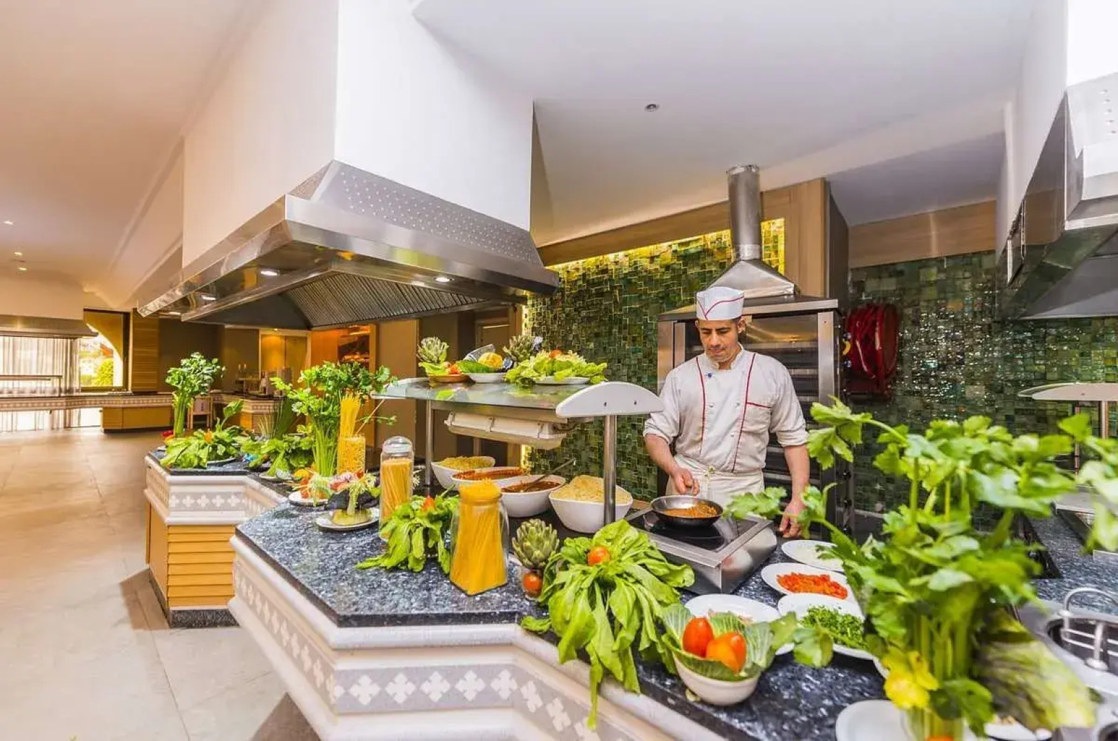 Abou Sofiane-Families & Couples Only