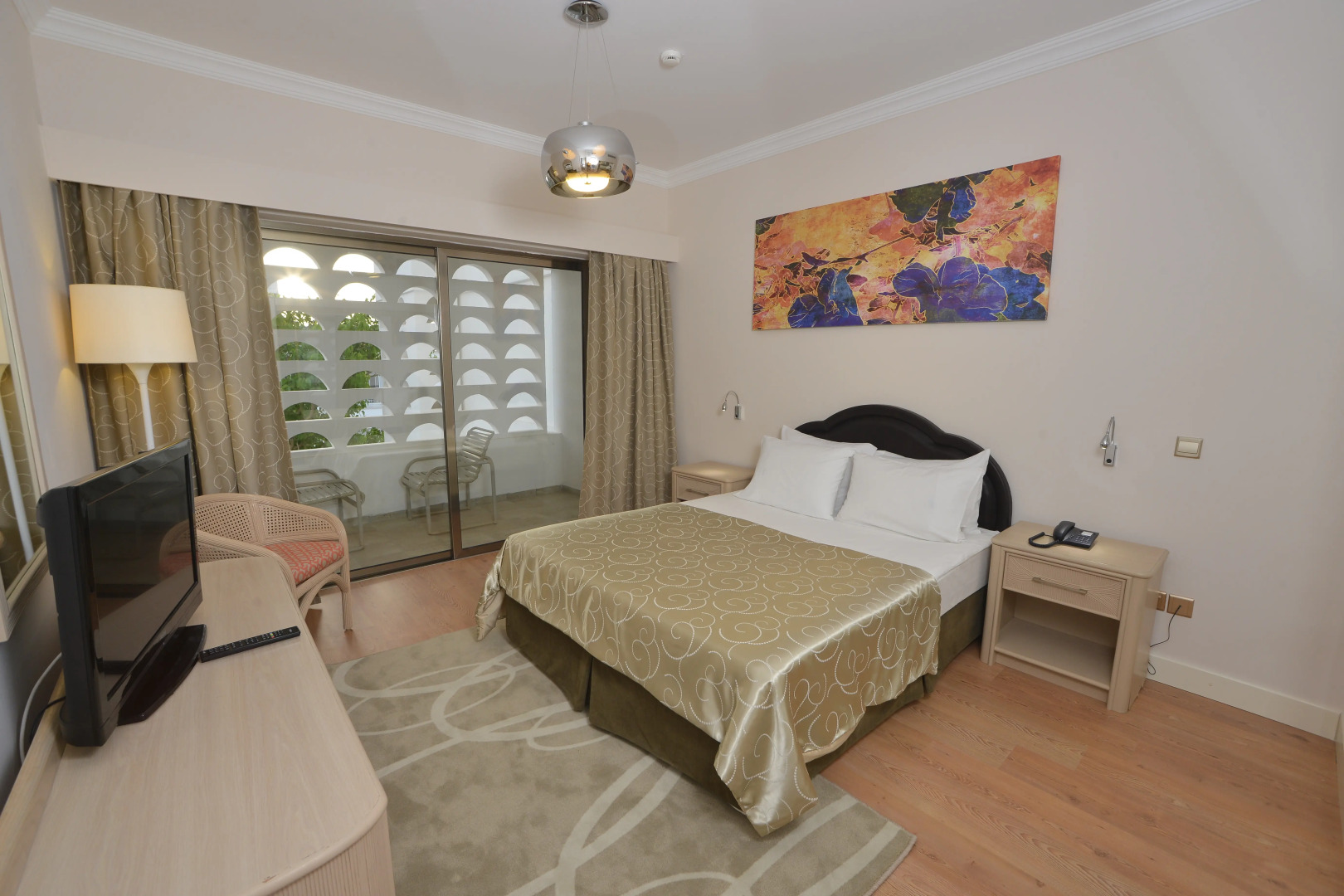 Jasmine Court Hotel