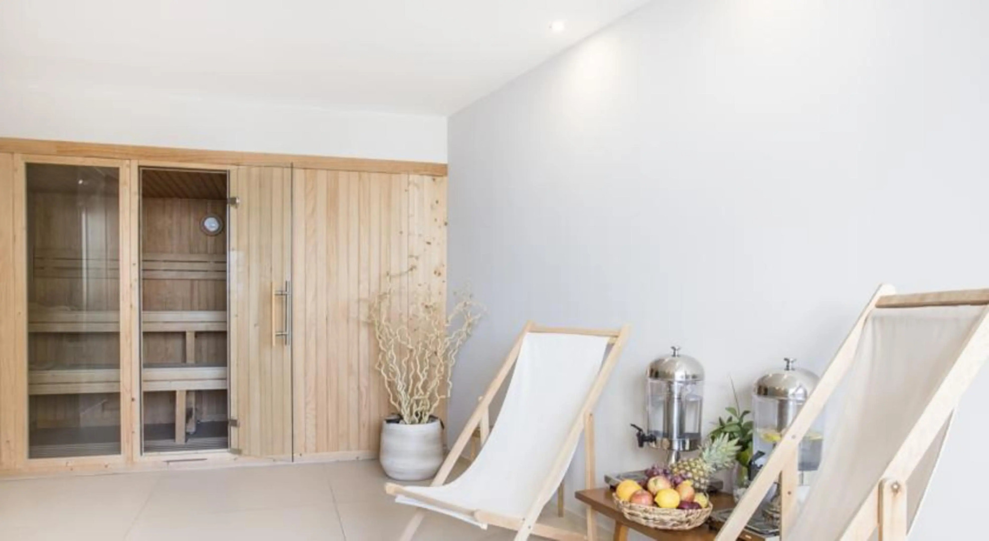 Be Live Adults Only Marivent