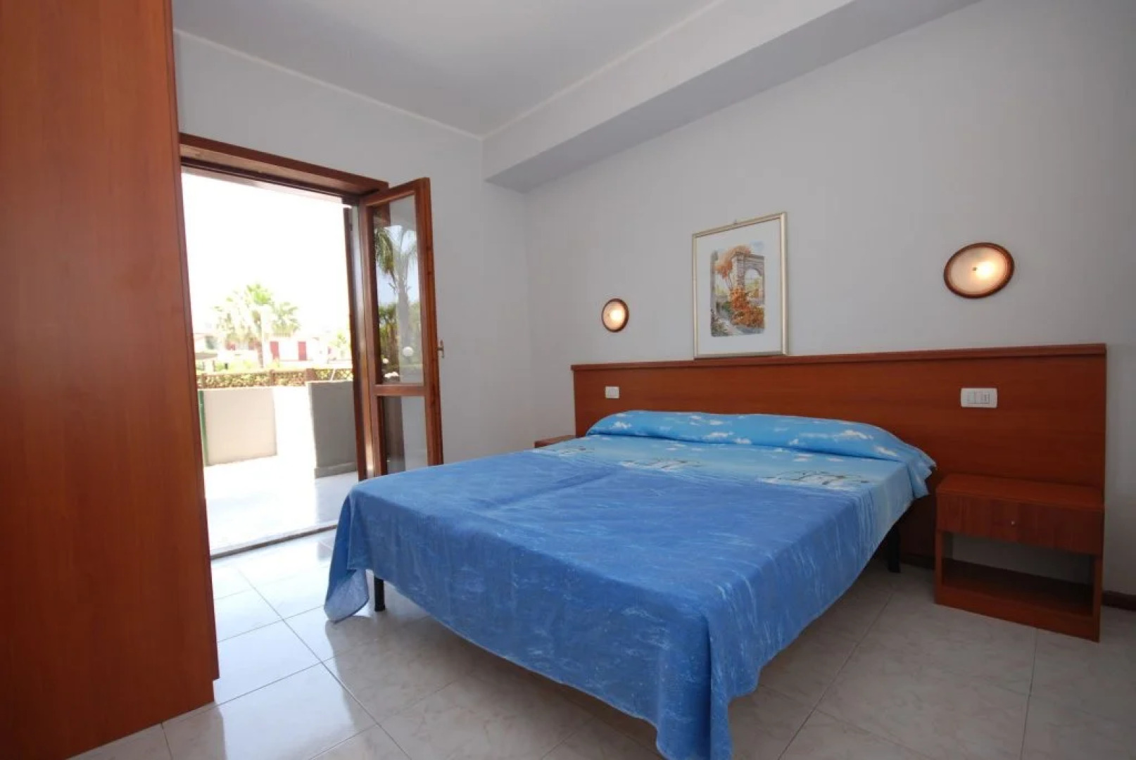 Fondachello Beach House 1