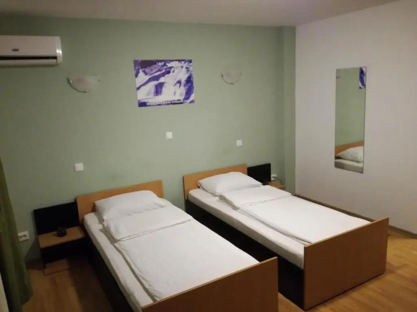 Cazare Business-Transit