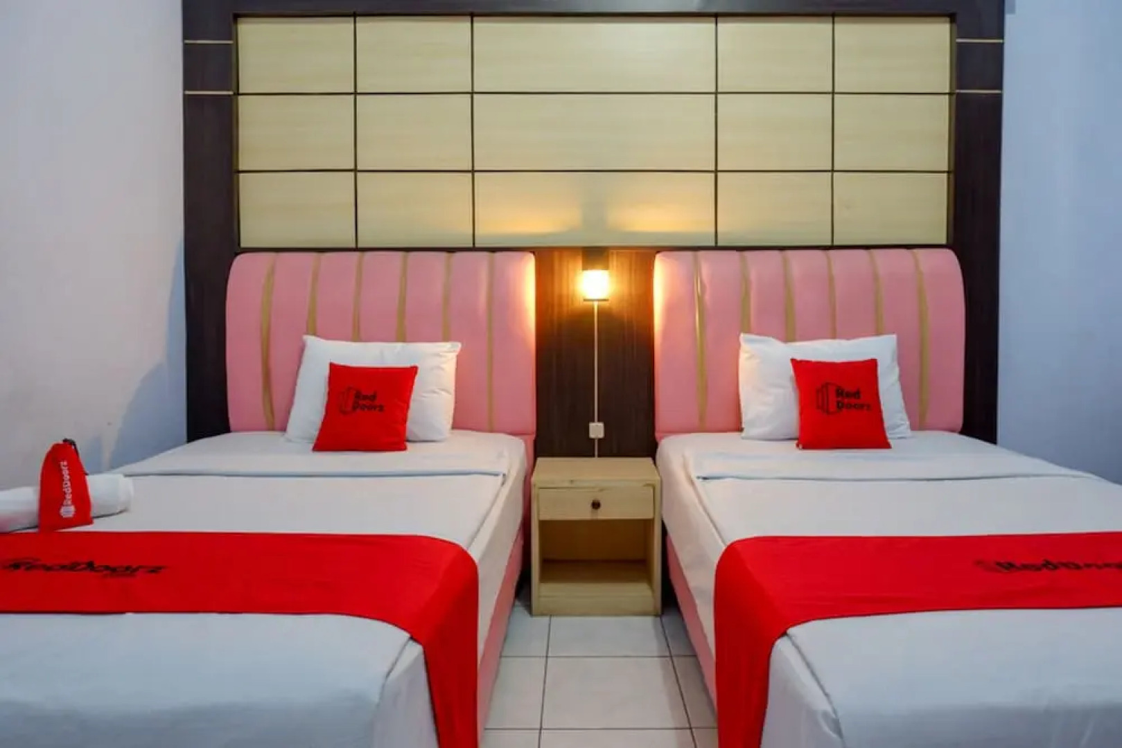 RedDoorz Plus Syariah near Stasiun Pekalongan 2